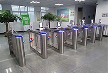 智能人行擺閘價格多少錢？